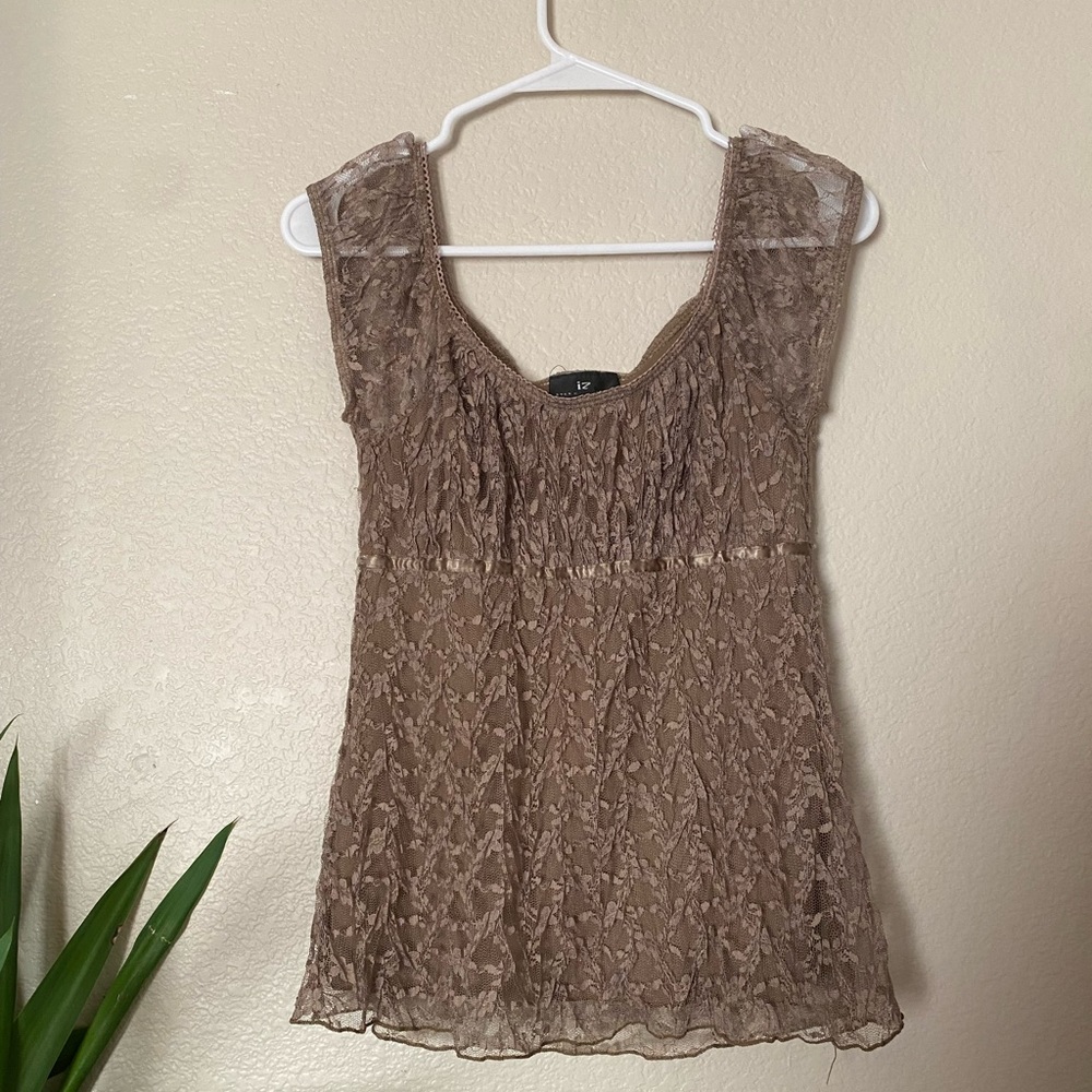 90’s lace top